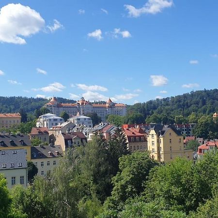 App Karlovy Vary Exterior photo