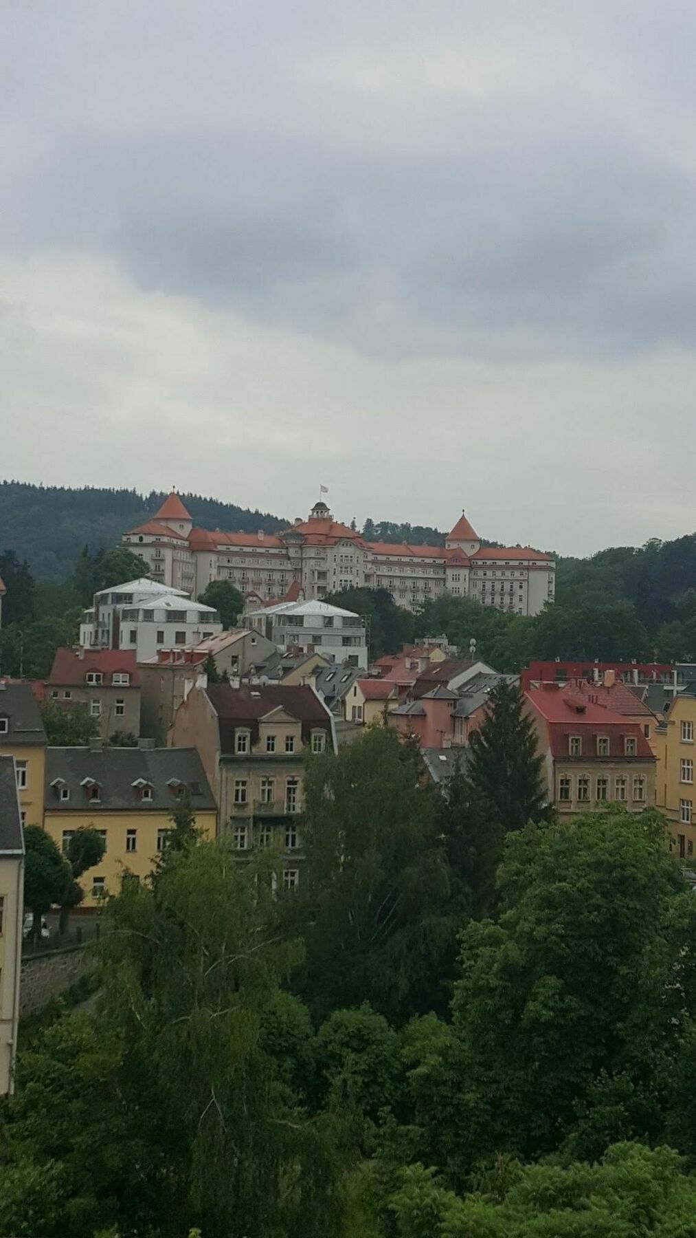 App Karlovy Vary Exterior photo