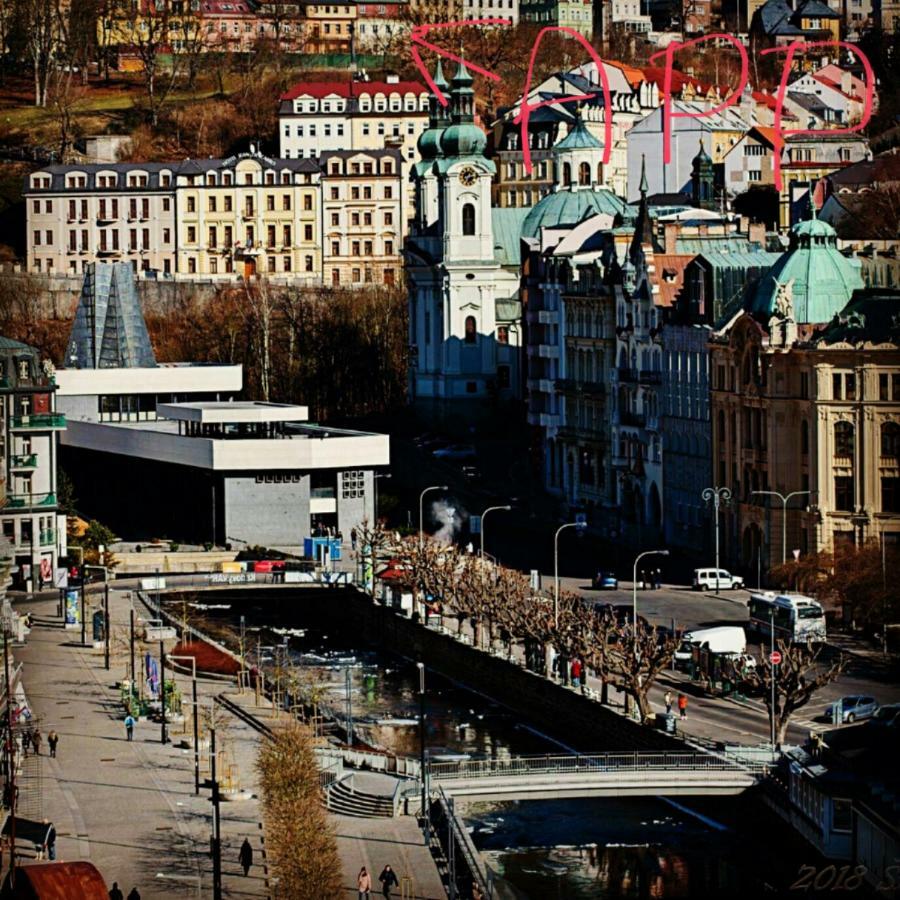 App Karlovy Vary Exterior photo